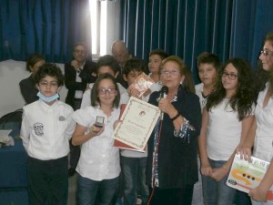 Foto di gruppo di Alessia insieme ad alcuni dei partecipanti alla bellissima cerimonia.